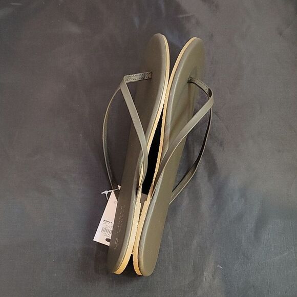 BRAND NEW LC LAUREN CONRAD HONEY WOMEN'S FLIP-FLOP SANDAL - Picture 7 of 10